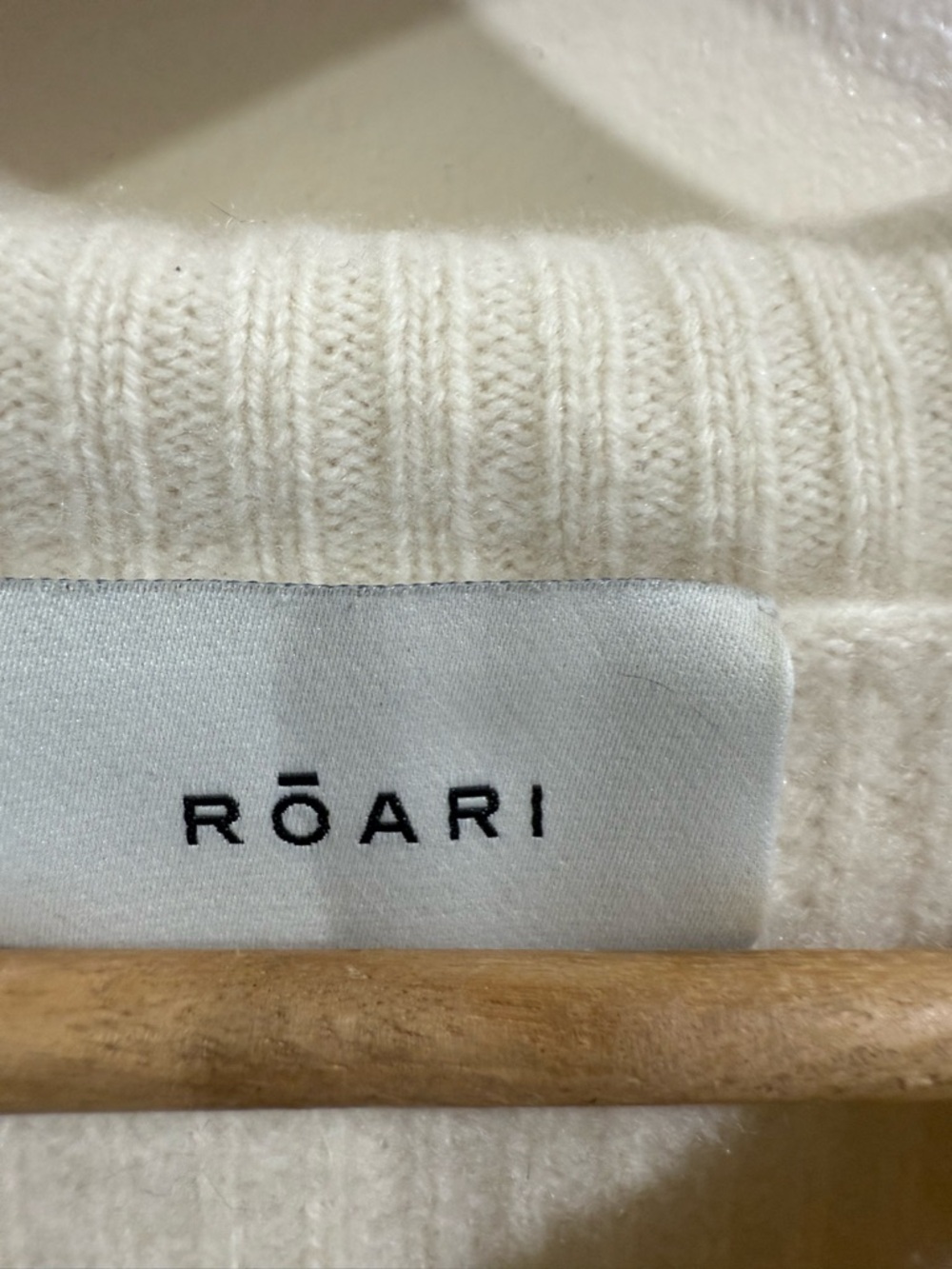ROARI Cream Ribbed Button-Front Cardigan - Picture 2 of 6
